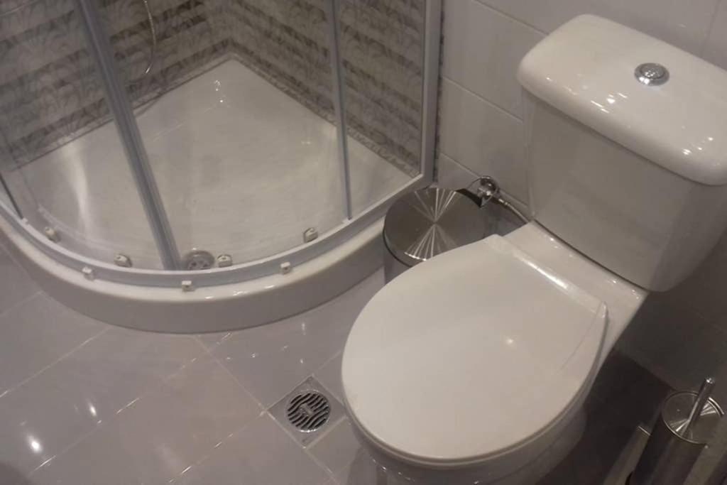 Paris House 1 Apartment Patras Ngoại thất bức ảnh