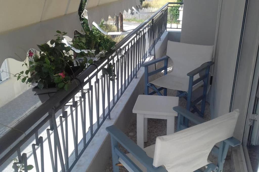Paris House 1 Apartment Patras Ngoại thất bức ảnh